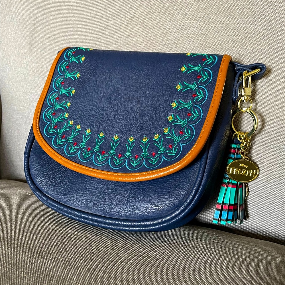 RETIRED Frozen Crossbody Loungefly